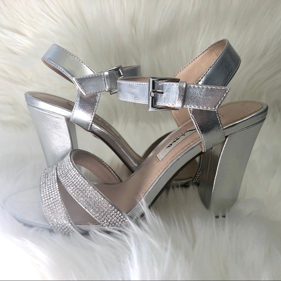Nina New York sliver rhinestone high heels 4” - Picture 3 of 16